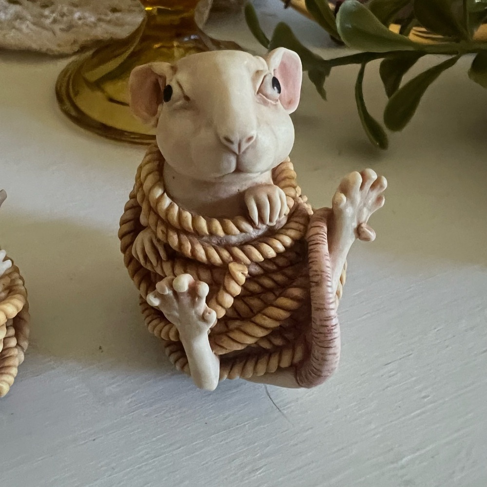 Harmony Kingdom- Forever tied retired figurine ( only 71 made)